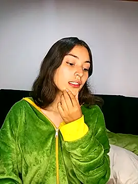 hotwife26 online show from February 2, 2026, 1:59 am