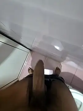 Snapshot of mumbaizboi chatting on January 5, 2026, 7:06 pm mumbaizboi online show from January 5, 2026, 7:06 pm