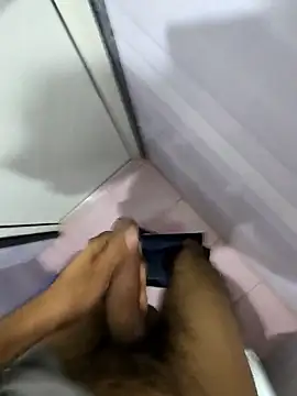 Snapshot of mumbaizboi chatting on January 8, 2026, 8:15 pm mumbaizboi online show from January 8, 2026, 8:15 pm