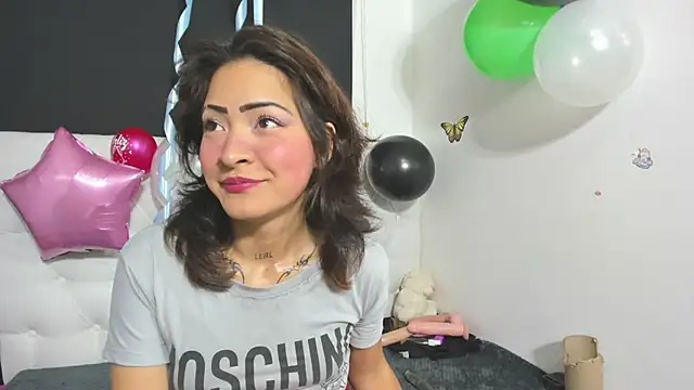 evelynesex online show from March 19, 2026, 2:55 am