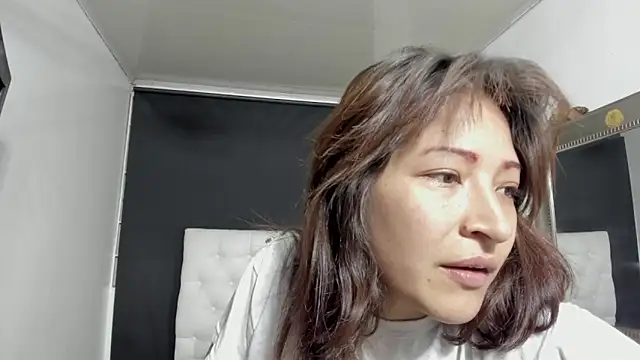 evelynesex online show from February 10, 2026, 4:22 am