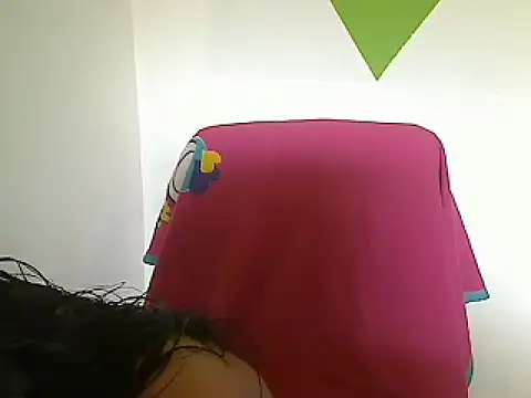 akamesweet online show from November 12, 2025, 3:38 pm