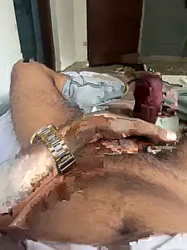 Snapshot of kush5252 chatting on October 16, 2025, 10:01 am kush5252 online show from October 16, 2025, 10:01 am