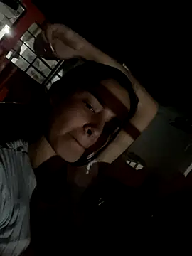 Mia jhoonson online show from October 16, 2025, 1:03 am