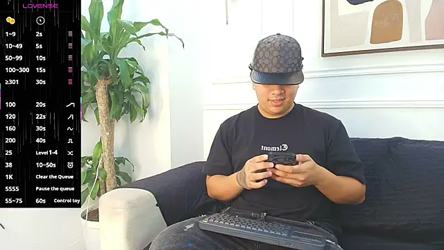 Naim Bennetsex online show from October 10, 2025, 6:31 pm