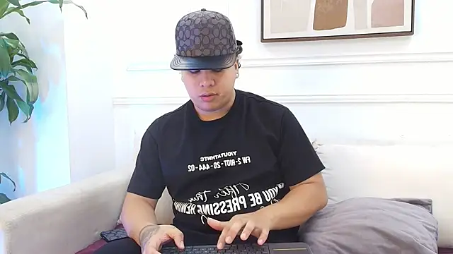 Naim Bennetsex online show from October 8, 2025, 6:41 pm