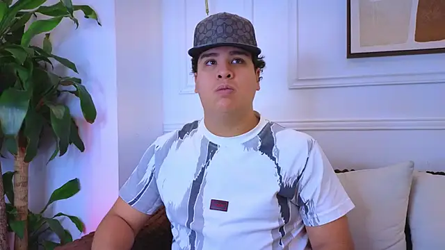 Naim Bennetsex online show from April 2, 2026, 6:14 pm