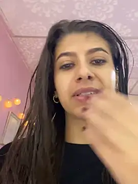 Lenapink19 online show from November 30, 2025, 4:19 pm