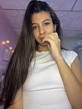 Lenapink19 online show from February 8, 2026, 7:33 pm