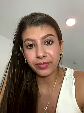 Snapshot of Lenapink19 chatting on October 24, 2025, 2:43 am Lenapink19 online show from October 24, 2025, 2:43 am