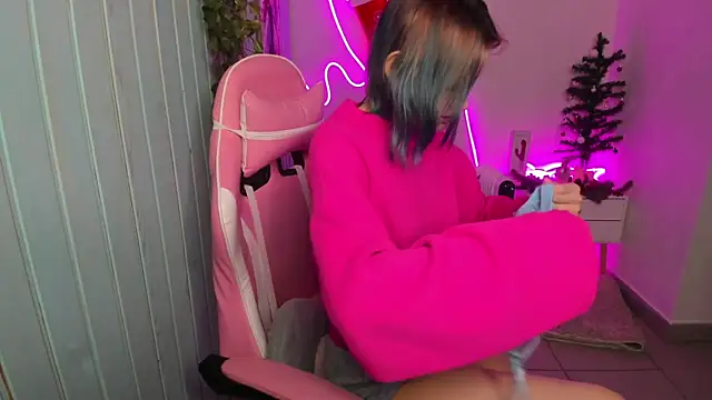 Elieiza xo online show from January 8, 2026, 9:37 am