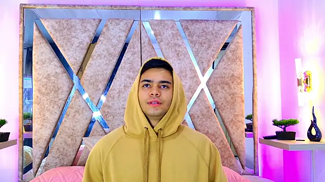 Snapshot of jayd_muscle chatting on December 17, 2025, 5:23 am jayd muscle online show from December 17, 2025, 5:23 am