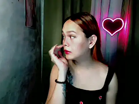 Snapshot of sweetsassyxx chatting on November 11, 2025, 5:24 am sweetsassyxx online show from November 11, 2025, 5:24 am