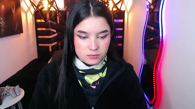 Natalie loffreda online show from April 20, 2026, 7:59 pm