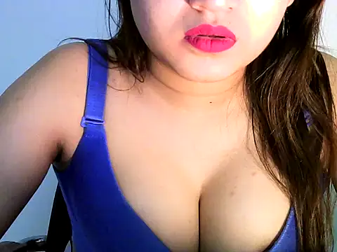 Snapshot of strip_vani chatting on December 18, 2025, 5:23 am strip vani online show from December 18, 2025, 5:23 am