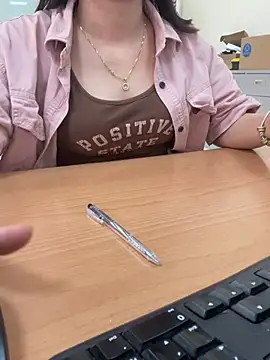 -NhaKy22 online show from April 8, 2026, 2:02 am