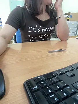 -NhaKy22 online show from April 13, 2026, 2:04 am