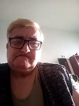 Sonya51561 online show from November 25, 2025, 12:05 pm