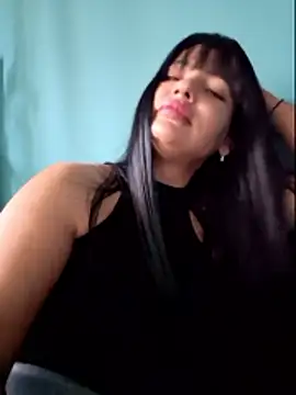 Ella sweety00 online show from April 15, 2026, 9:26 am