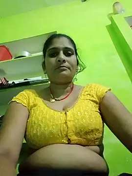 Snapshot of Hot-piuy chatting on September 11, 2025, 10:54 pm Hot-piuy online show from September 11, 2025, 10:54 pm