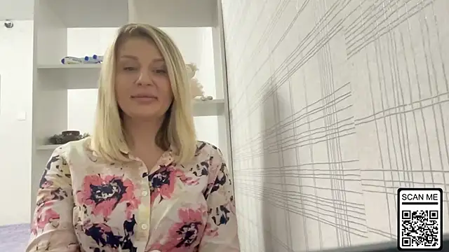 Blondie xoxoxo online show from November 12, 2025, 11:36 am