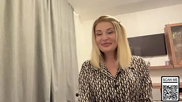 Blondie xoxoxo online show from October 11, 2025, 7:59 pm