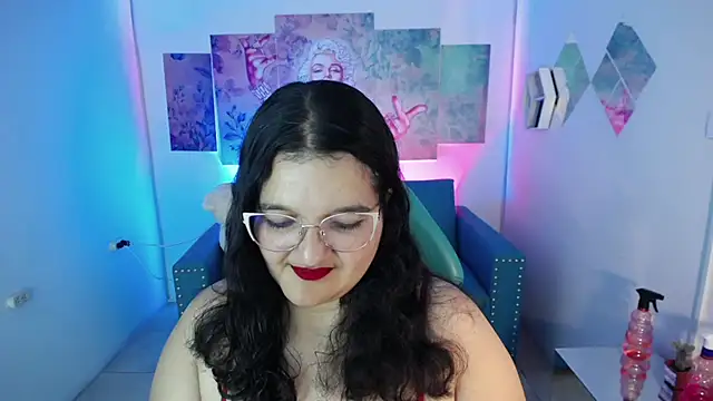 Lily rousee m online show from September 18, 2025, 1:41 am