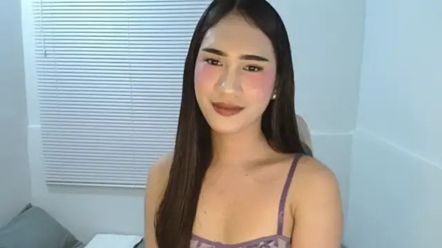 thekiannahvixen online show from October 9, 2025, 5:35 pm