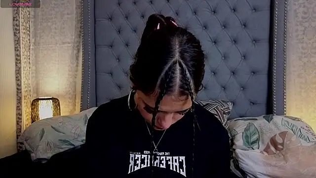 Abby roussee online show from November 14, 2025, 4:49 am