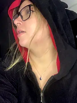 Blair Bunnyy online show from January 8, 2026, 7:58 am