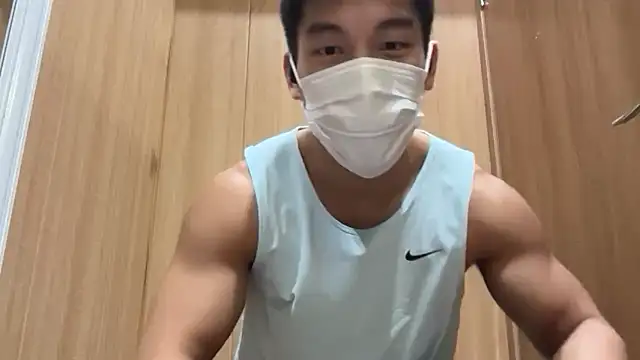 masucle216 online show from February 5, 2026, 2:35 pm