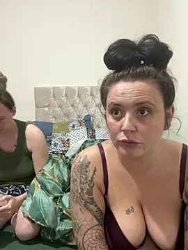 Charsworld online show from April 9, 2026, 5:41 pm