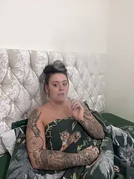 Charsworld online show from December 22, 2025, 9:20 am