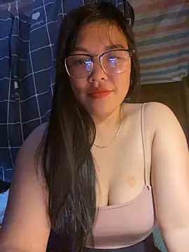 sexybaby 00 online show from September 22, 2025, 4:18 am
