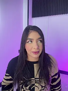 jenn fit online show from March 11, 2026, 5:23 am