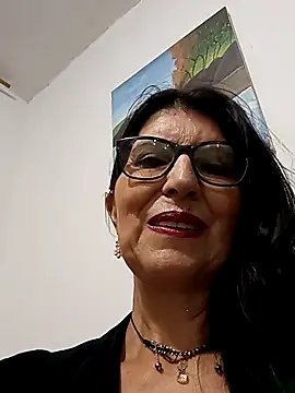 swity foster online show from November 9, 2025, 9:57 am