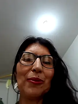 swity foster online show from September 17, 2025, 12:18 pm