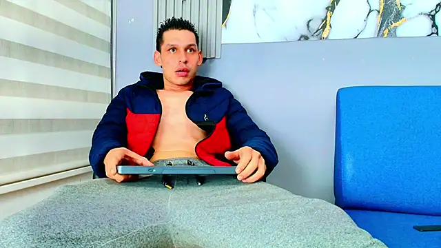 Snapshot of MARCUS_SMITHH1 chatting on October 21, 2025, 8:03 am MARCUS SMITHH1 online show from October 21, 2025, 8:03 am