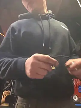 twistafatpipe online show from November 23, 2025, 10:53 pm