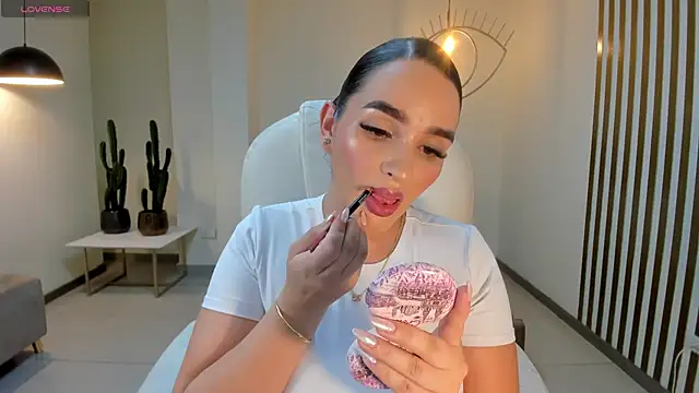 NovaSpencer online show from October 6, 2025, 8:31 pm