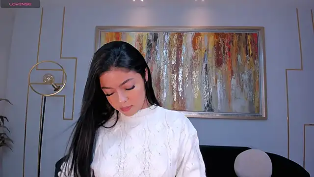 NataliaGaret online show from May 8, 2026, 6:56 pm