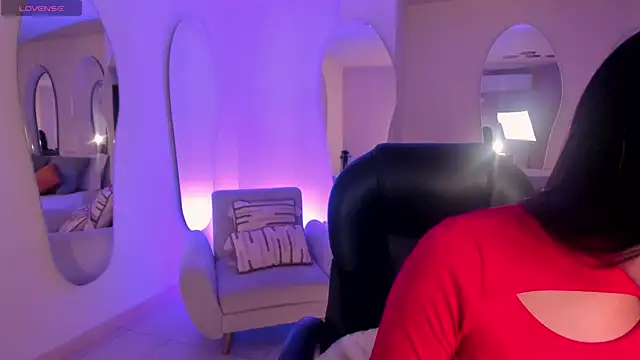 AyshelBrown online show from October 15, 2025, 4:55 am