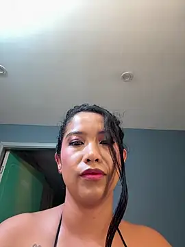 Snapshot of ScarlettBoss chatting on December 19, 2025, 11:34 am ScarlettBoss online show from December 19, 2025, 11:34 am