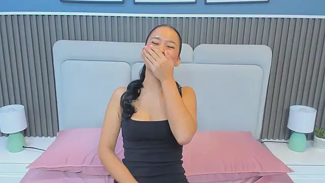 Snapshot of lily__star chatting on February 21, 2026, 3:41 am lily star online show from February 21, 2026, 3:41 am