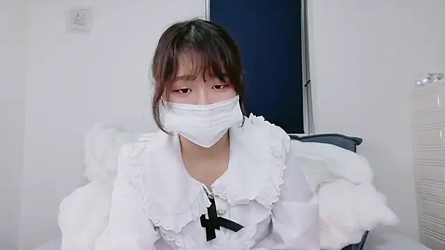 Snapshot of Mio_781 chatting on November 2, 2025, 9:25 am Mio 781 online show from November 2, 2025, 9:25 am