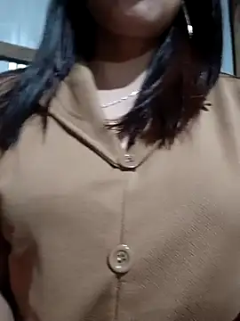 Nana-bar online show from October 7, 2025, 1:56 pm