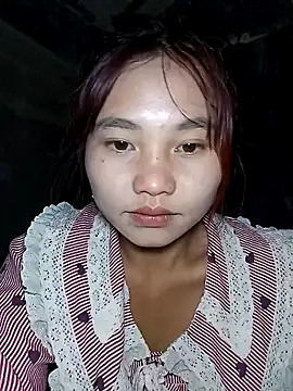 EllyBaby20 online show from November 4, 2025, 4:05 am