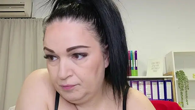 RubiHarper online show from January 17, 2026, 2:37 am