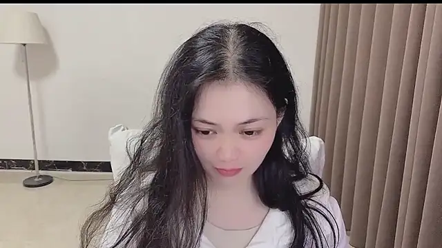 zora-168 online show from November 12, 2025, 3:21 am