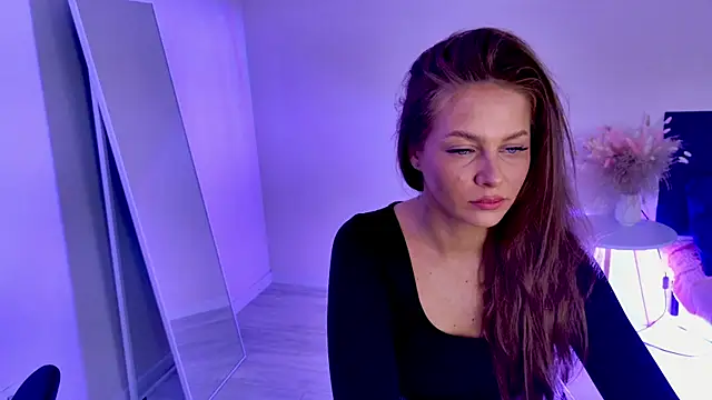 Snapshot of Shawty_Sue chatting on November 8, 2025, 11:25 am Shawty Sue online show from November 8, 2025, 11:25 am